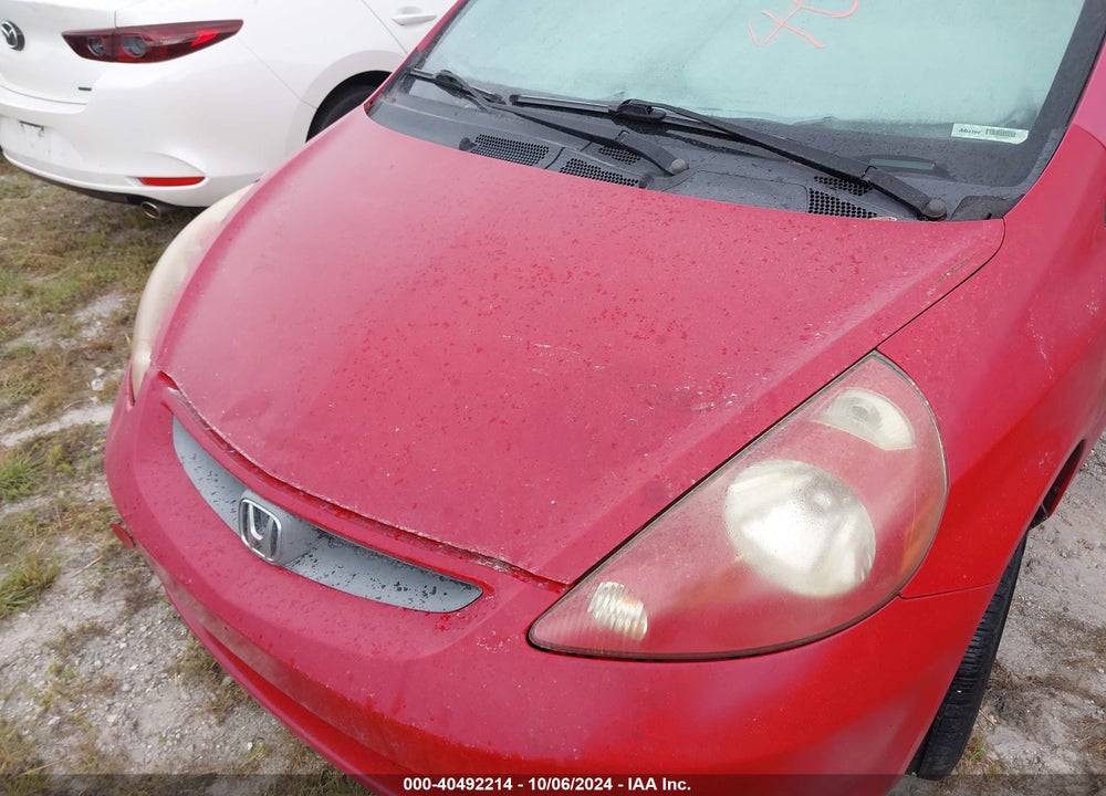 2008 HONDA FIT VIN: JHMGD38438S056413