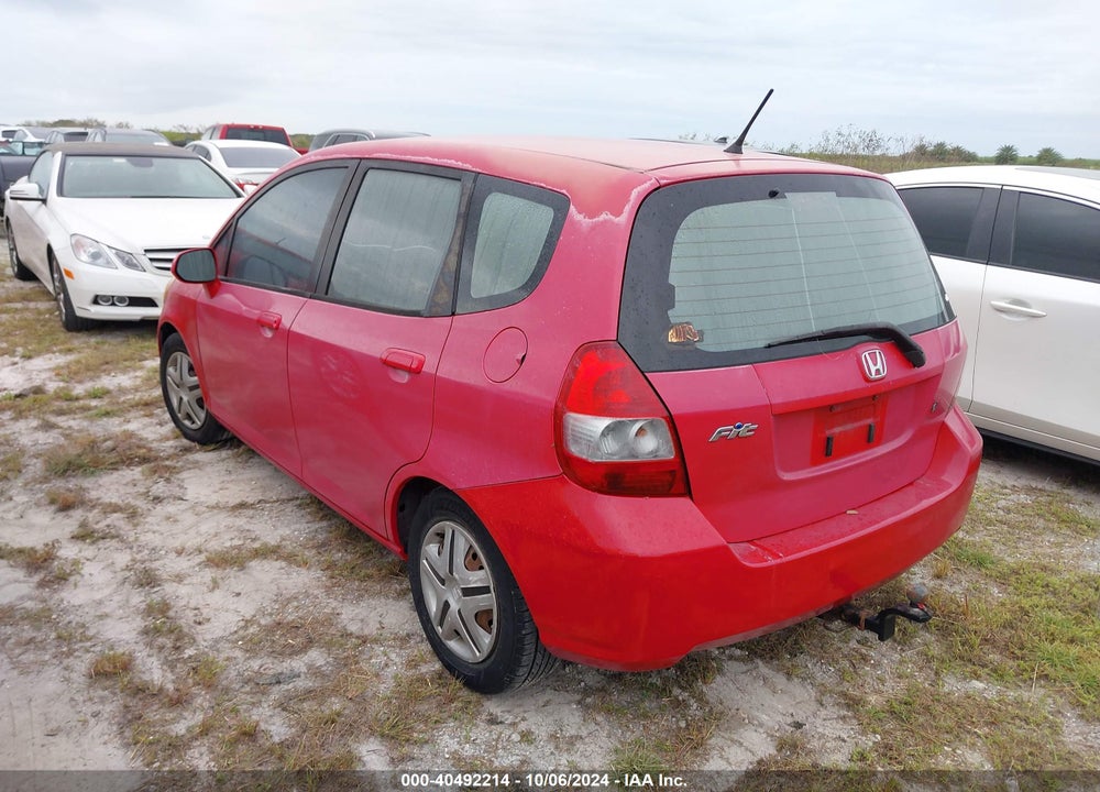 2008 HONDA FIT VIN: JHMGD38438S056413