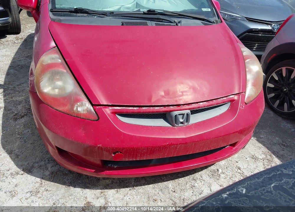2008 HONDA FIT VIN: JHMGD38438S056413