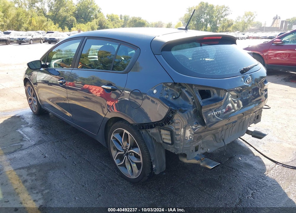 2016 KIA FORTE SX VIN: KNAFZ5A32G5539235
