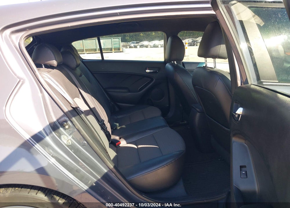 2016 KIA FORTE SX VIN: KNAFZ5A32G5539235