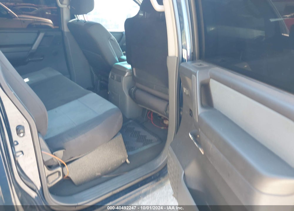 2006 NISSAN TITAN SE VIN: 1N6BA07A56N548282