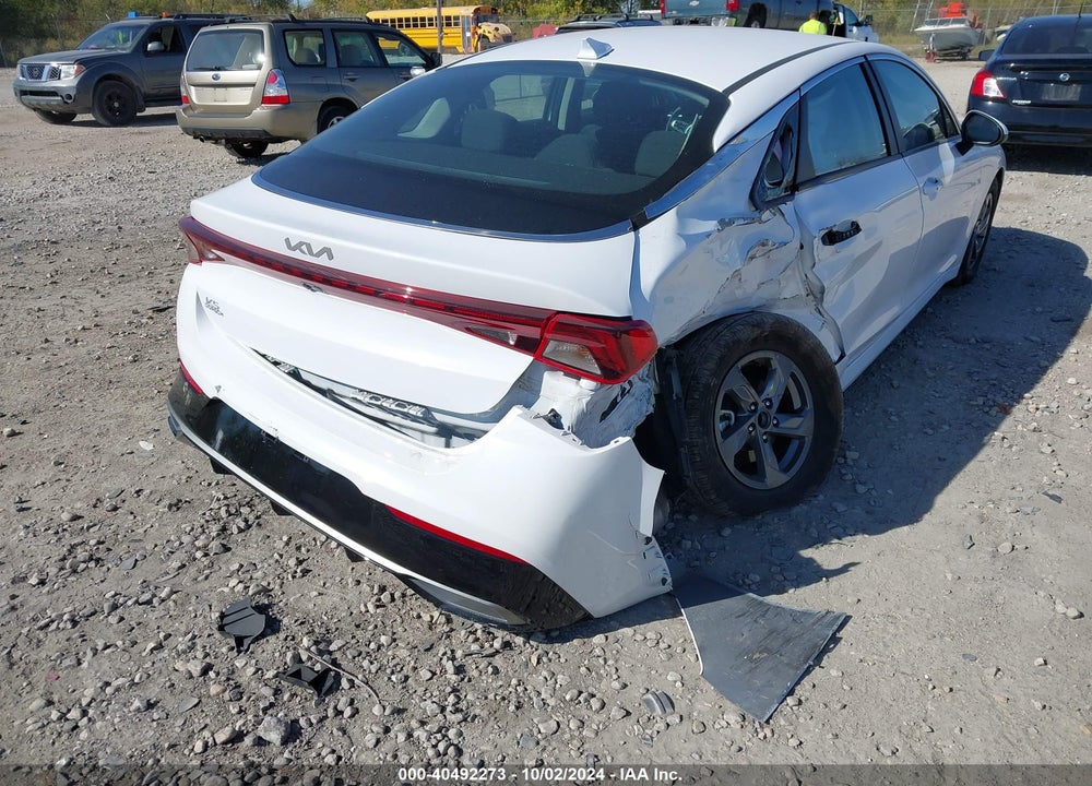 2024 KIA K5 LXS VIN: 5XXG14J2XRG250862