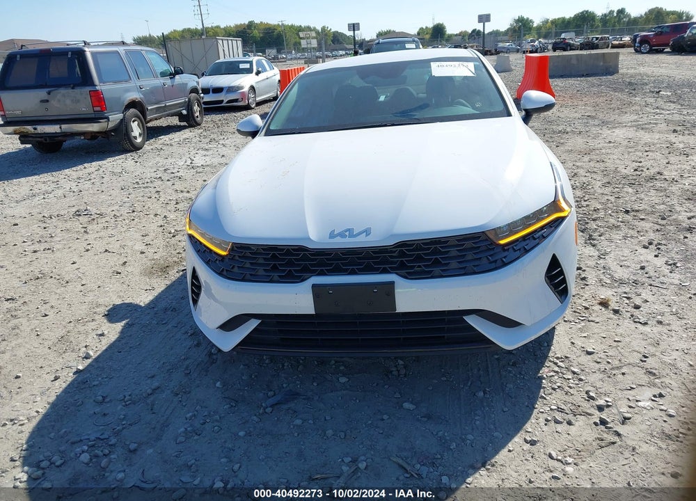 2024 KIA K5 LXS VIN: 5XXG14J2XRG250862