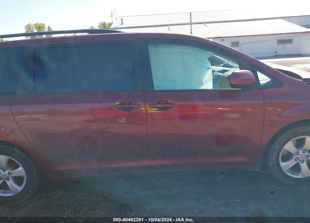 2011 TOYOTA SIENNA LE V6 VIN: 5TDKK3DC6BS042939