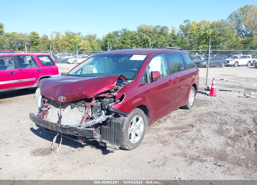 2011 TOYOTA SIENNA LE V6 VIN: 5TDKK3DC6BS042939