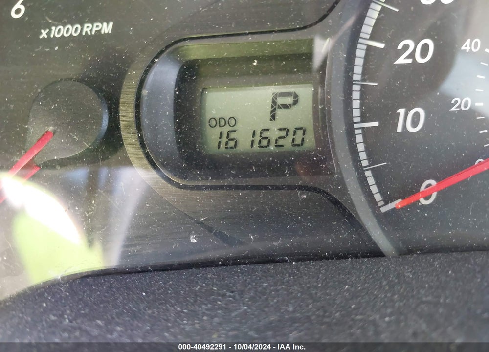 2011 TOYOTA SIENNA LE V6 VIN: 5TDKK3DC6BS042939