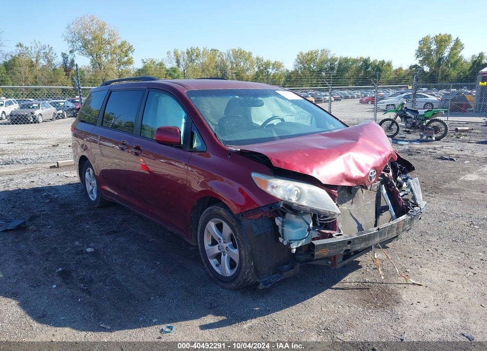 2011 TOYOTA SIENNA LE V6 VIN: 5TDKK3DC6BS042939