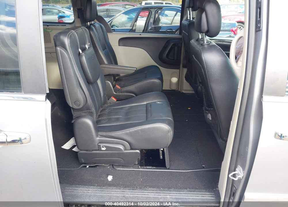 2015 CHRYSLER TOWN & COUNTRY TOURING VIN: 2C4RC1BG7FR753621