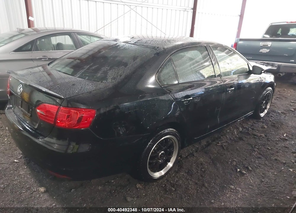 2012 VOLKSWAGEN JETTA 2.5L SE VIN: 3VWDP7AJ8CM376716