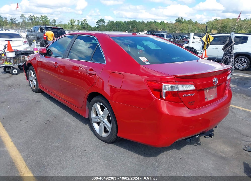 2014 TOYOTA CAMRY SE VIN: 4T1BF1FK0EU867707