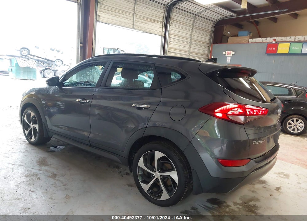 2016 HYUNDAI TUCSON LIMITED VIN: KM8J33A22GU226391