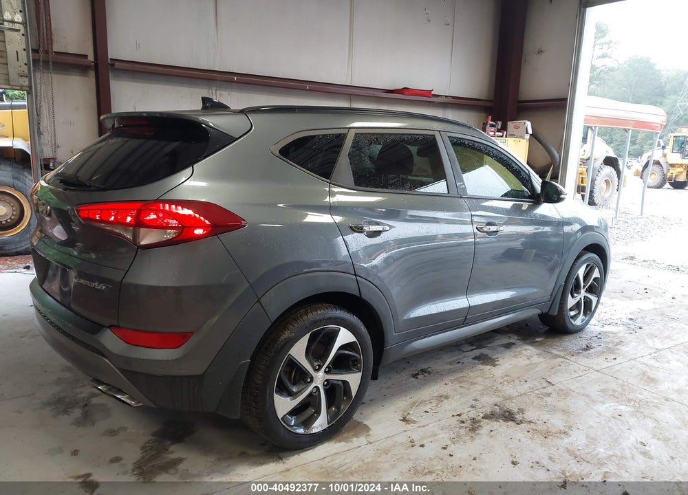 2016 HYUNDAI TUCSON LIMITED VIN: KM8J33A22GU226391