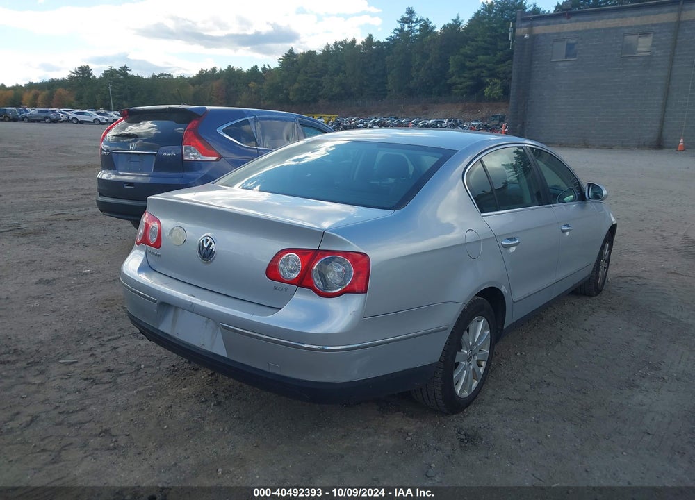 2008 VOLKSWAGEN PASSAT TURBO VIN: WVWJK73C68P122734