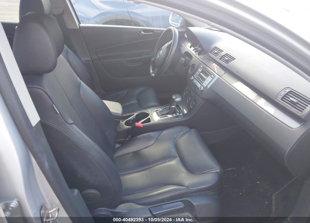 2008 VOLKSWAGEN PASSAT TURBO VIN: WVWJK73C68P122734