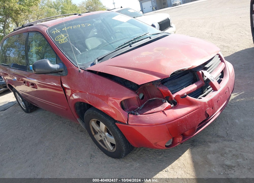 2007 DODGE GRAND CARAVAN SXT VIN: 2D4GP44L57R164935
