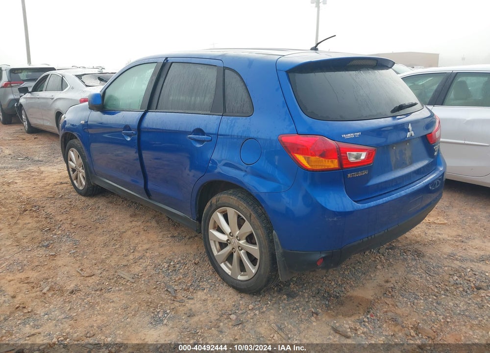 2015 MITSUBISHI OUTLANDER SPORT ES VIN: 4A4AP3AWXFE031006