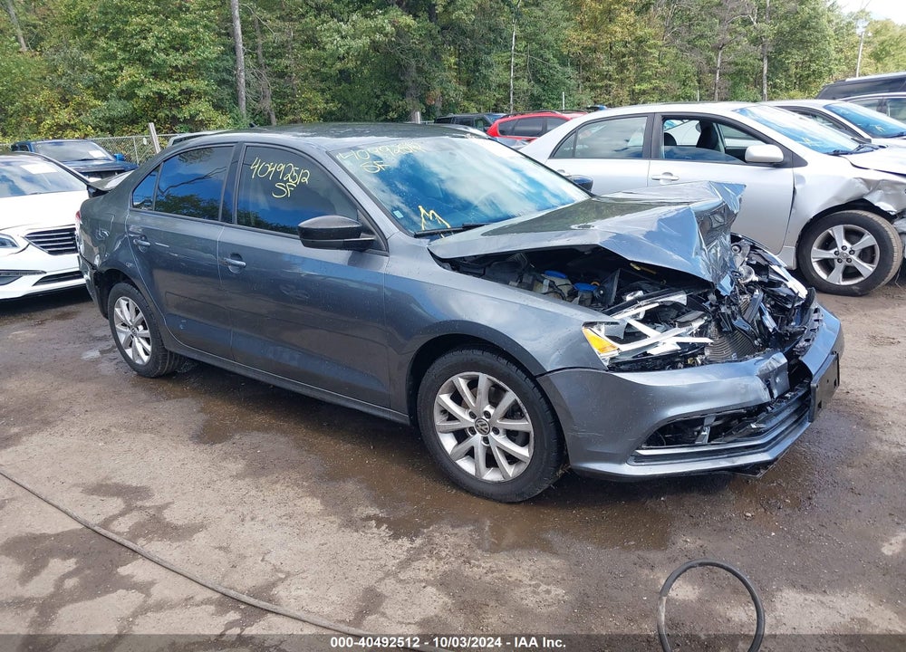2015 VOLKSWAGEN JETTA 1.8T SE VIN: 3VWD17AJ4FM403657