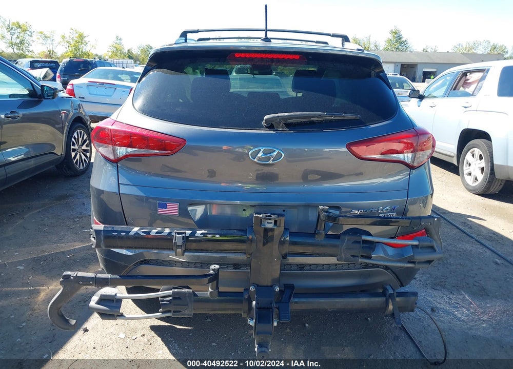 2016 HYUNDAI TUCSON SPORT VIN: KM8J3CA2XGU123011
