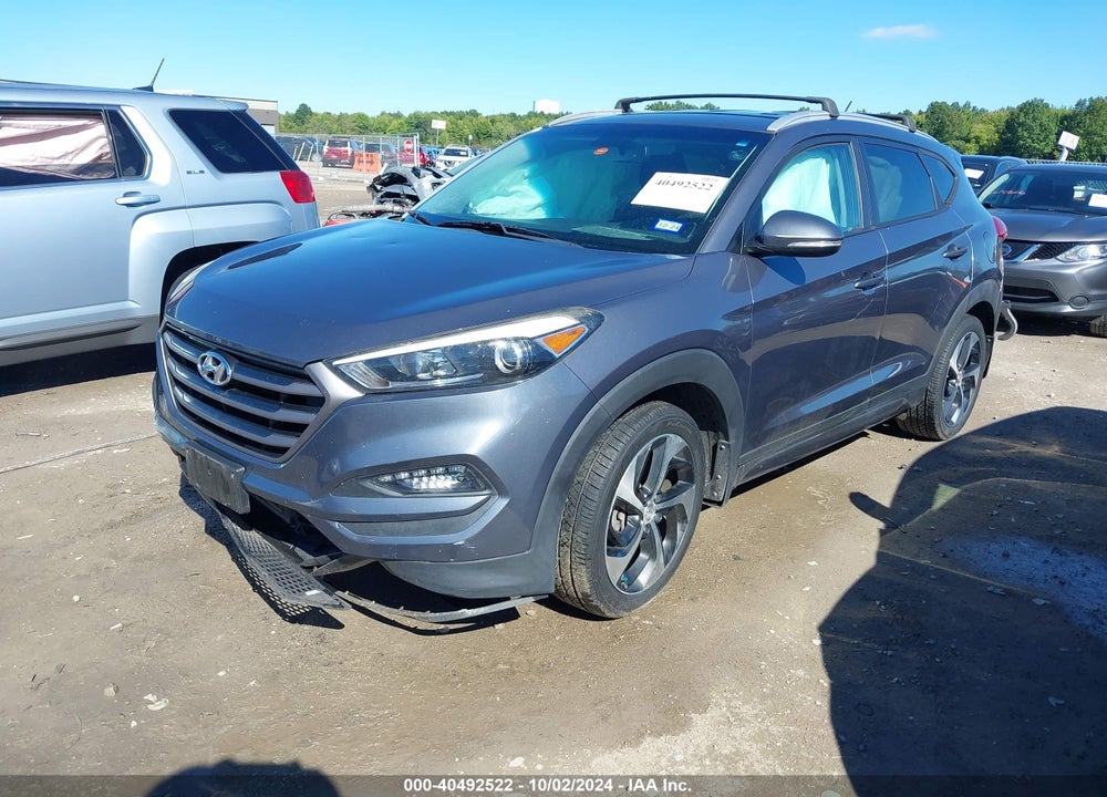 2016 HYUNDAI TUCSON SPORT VIN: KM8J3CA2XGU123011