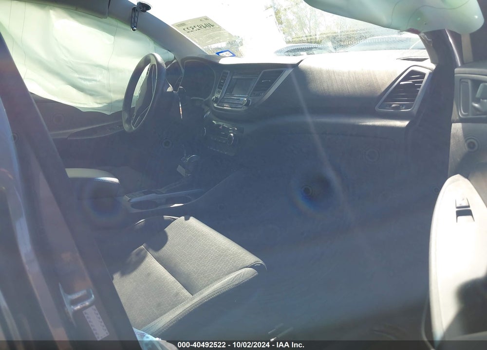 2016 HYUNDAI TUCSON SPORT VIN: KM8J3CA2XGU123011