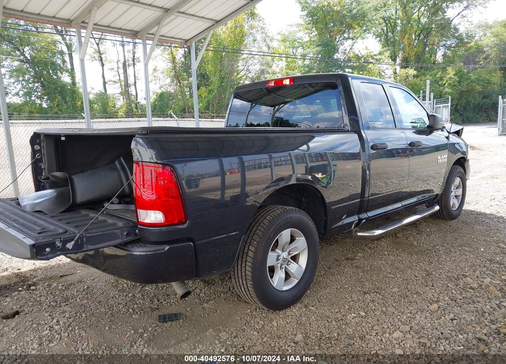 2018 RAM 1500 EXPRESS 4X4 6'4 BOX VIN: 1C6RR7FG3JS302079