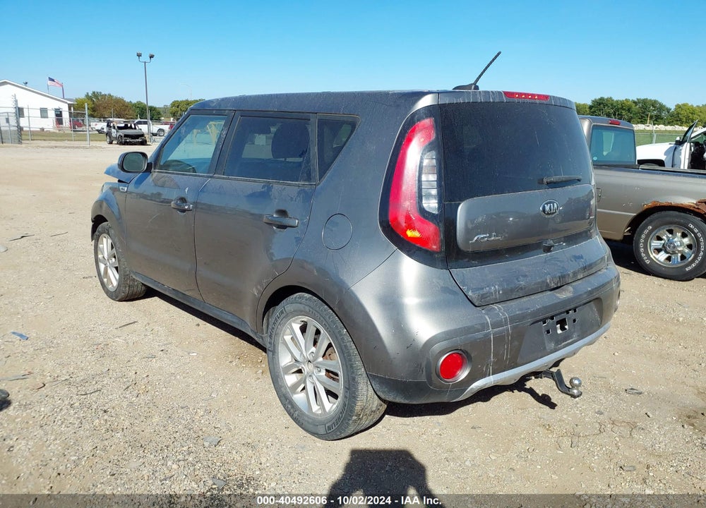 2017 KIA SOUL VIN: KNDJP3A52H7472702