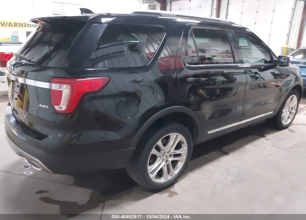 2017 FORD EXPLORER XLT VIN: 1FM5K8D83HGB69734