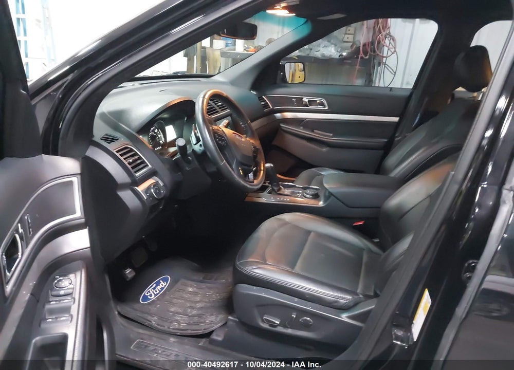 2017 FORD EXPLORER XLT VIN: 1FM5K8D83HGB69734