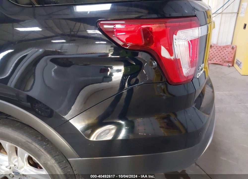2017 FORD EXPLORER XLT VIN: 1FM5K8D83HGB69734