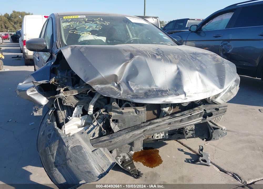 2018 NISSAN SENTRA SV VIN: 3N1AB7AP3JL657935
