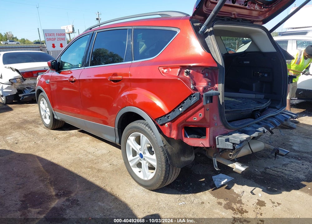 2015 FORD ESCAPE SE VIN: 1FMCU9G98FUB82019