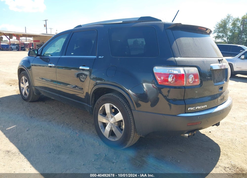 2011 GMC ACADIA SLT-2 VIN: 1GKKRSED8BJ190072
