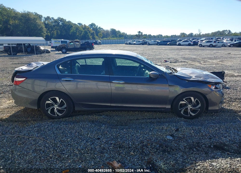 2017 HONDA ACCORD LX VIN: 1HGCR2F38HA289359