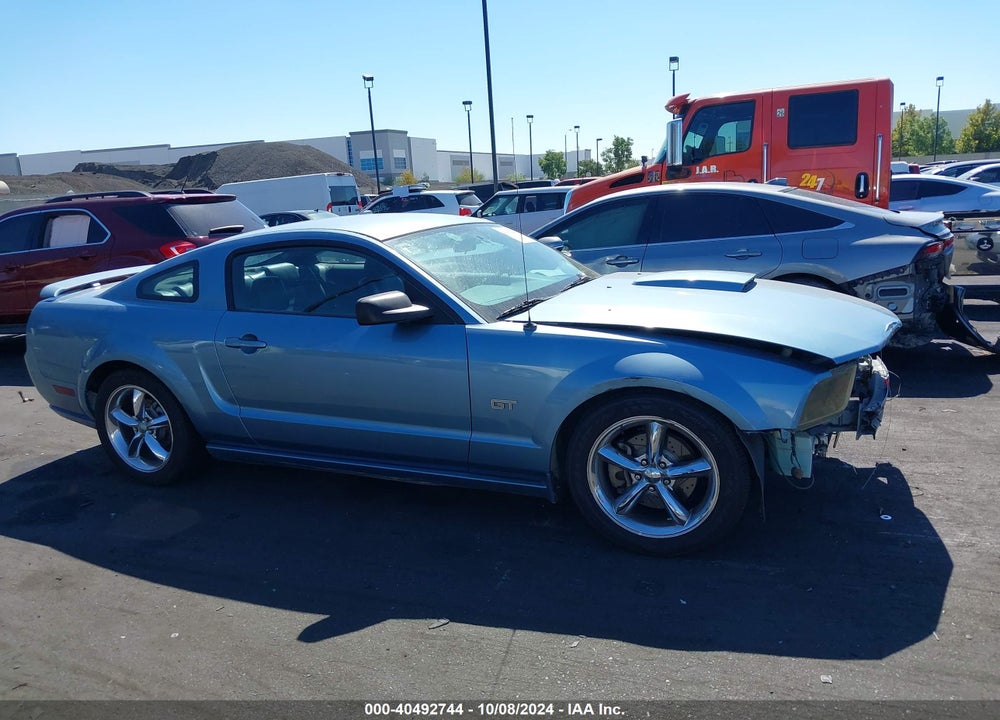 2007 FORD MUSTANG GT DELUXE/GT PREMIUM VIN: 1ZVHT82H375232405