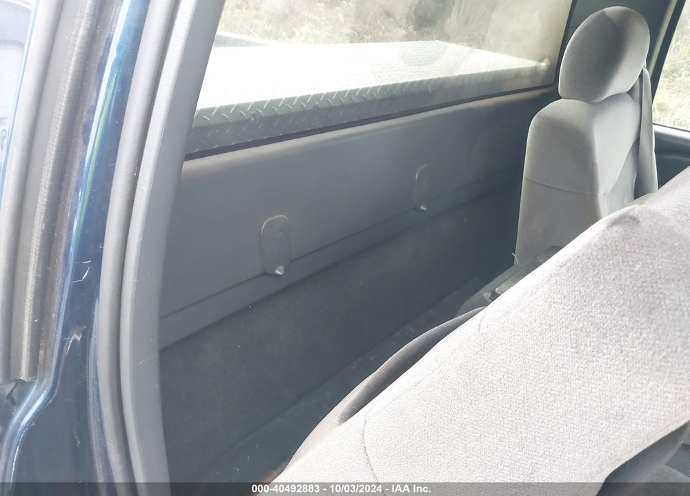 2002 GMC SIERRA 1500 SL VIN: 1GTEC14W32Z166173