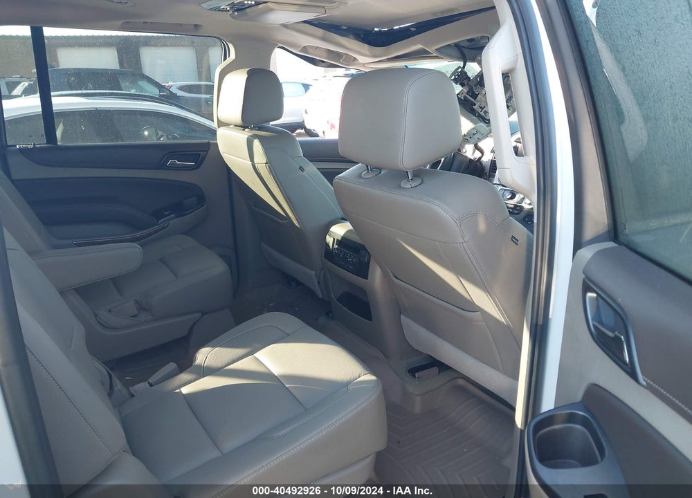 2017 CHEVROLET SUBURBAN PREMIER VIN: 1GNSKJKC6HR342194