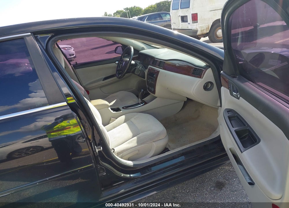 2011 CHEVROLET IMPALA LT VIN: 2G1WG5EKXB1170573
