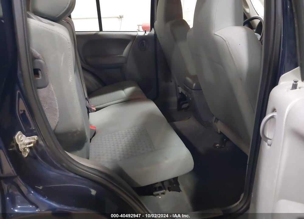 2006 JEEP LIBERTY SPORT VIN: 1J4GL48K26W244736