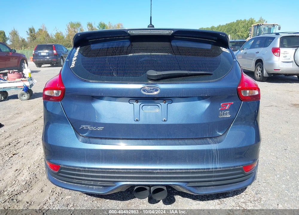 2018 FORD FOCUS ST VIN: 1FADP3L93JL298364