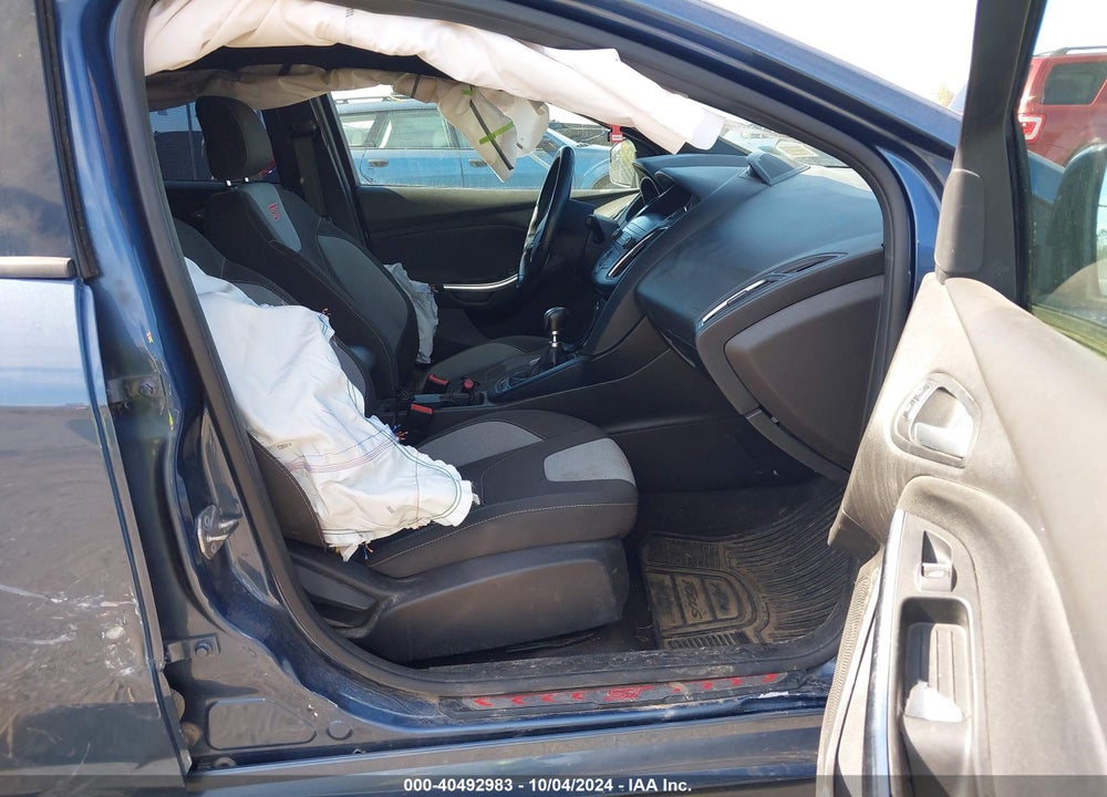 2018 FORD FOCUS ST VIN: 1FADP3L93JL298364