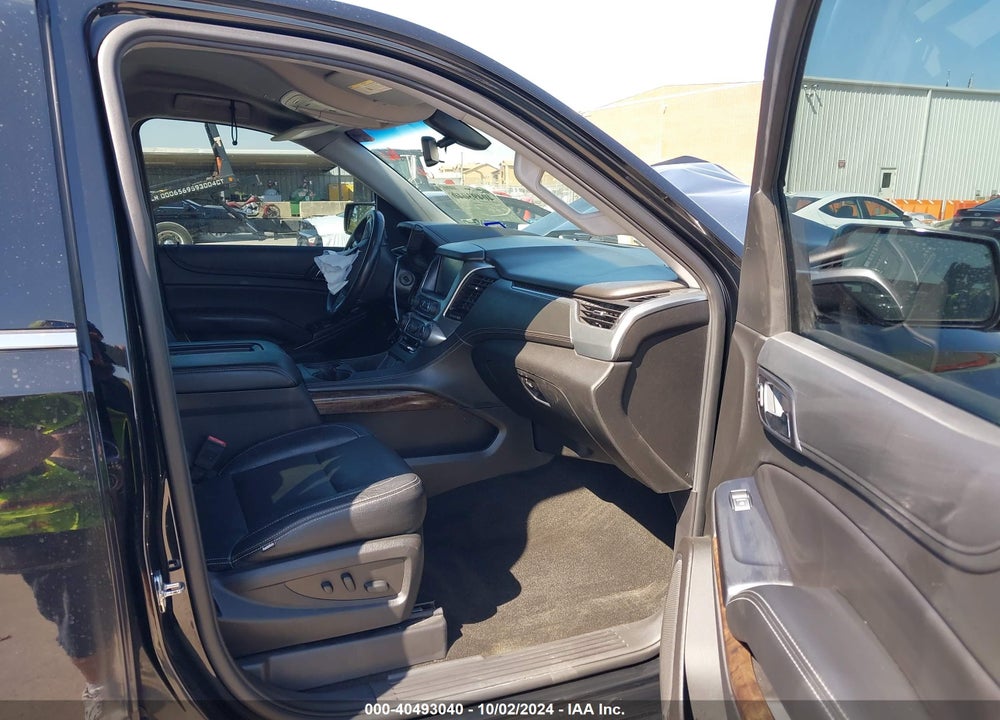 2018 CHEVROLET SUBURBAN LS VIN: 1GNSCGKC3JR352414