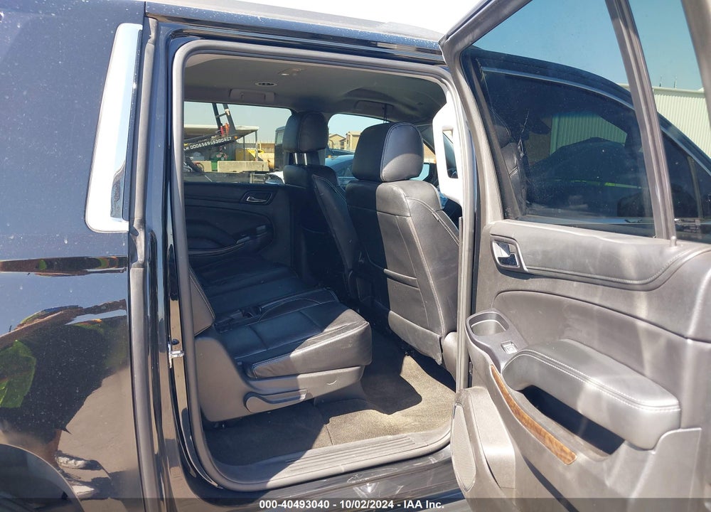 2018 CHEVROLET SUBURBAN LS VIN: 1GNSCGKC3JR352414
