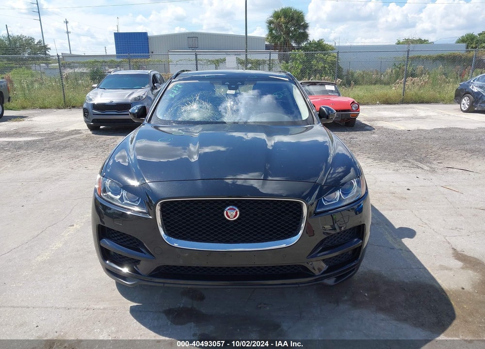 2018 JAGUAR F-PACE 25T PREMIUM VIN: SADCJ2FX5JA294554