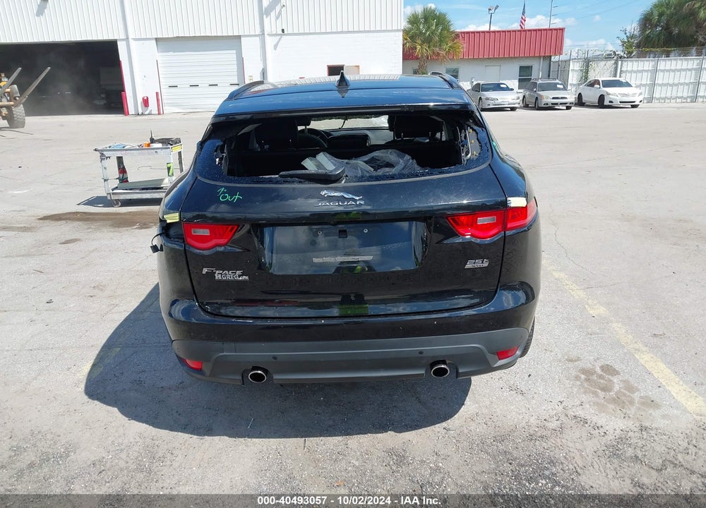 2018 JAGUAR F-PACE 25T PREMIUM VIN: SADCJ2FX5JA294554