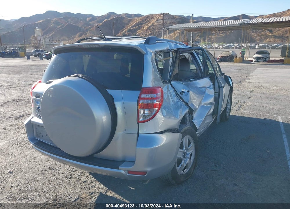 2011 TOYOTA RAV4 VIN: 2T3ZF4DV3BW068522
