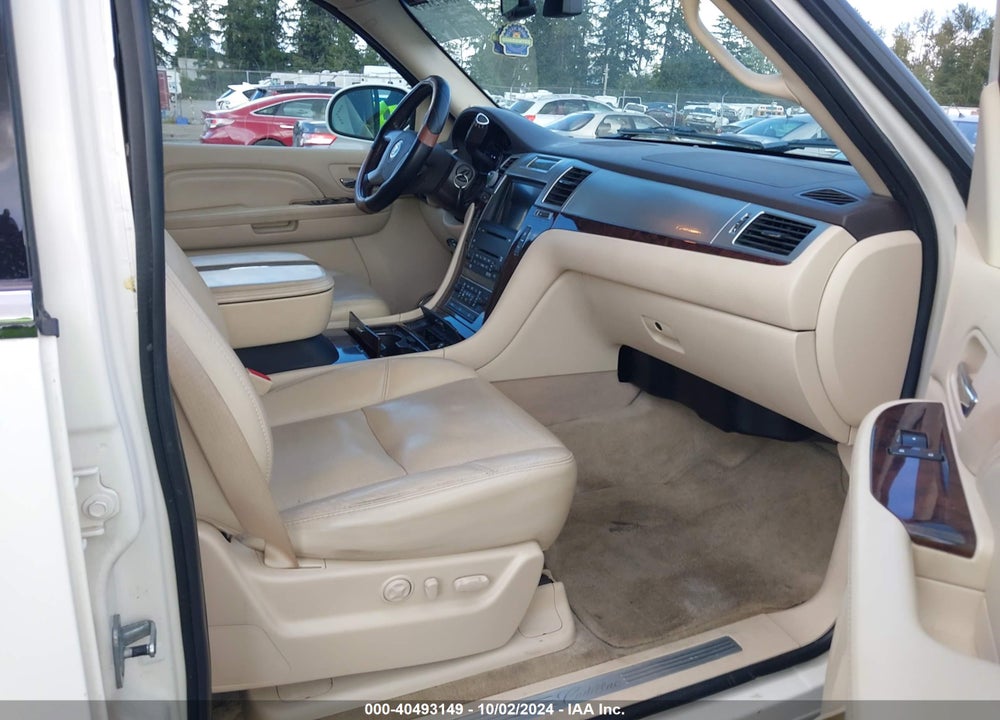2007 CADILLAC ESCALADE STANDARD VIN: 1GYFK63847R392621