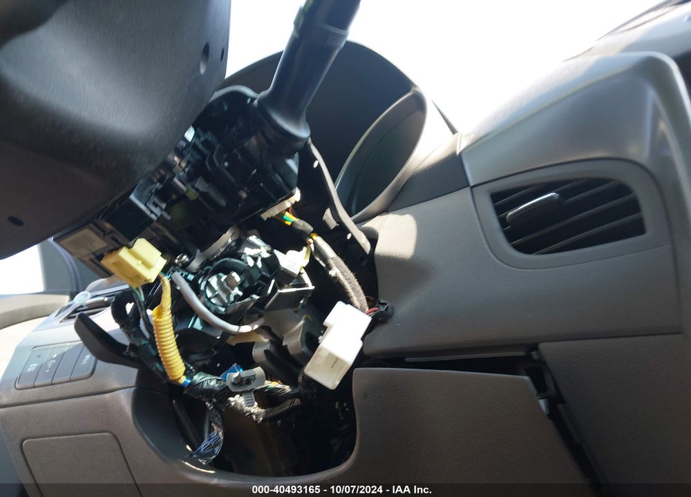 2013 HYUNDAI ELANTRA GLS VIN: KMHDH4AE4DU517808