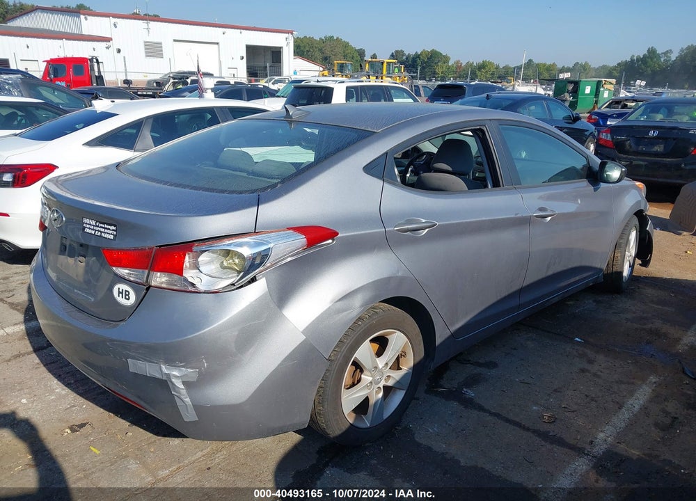 2013 HYUNDAI ELANTRA GLS VIN: KMHDH4AE4DU517808