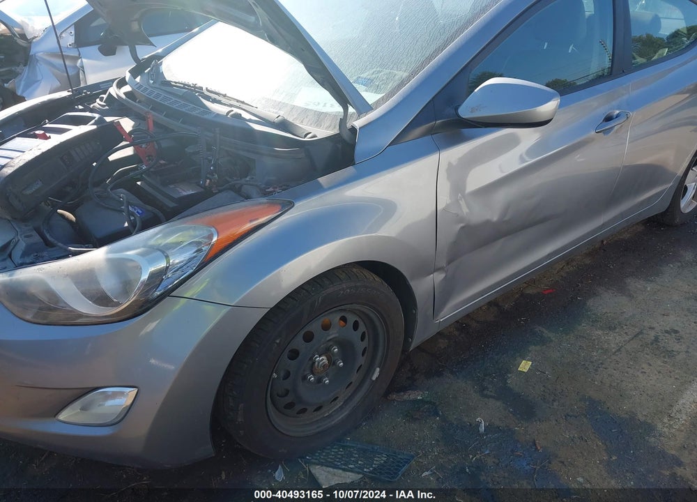2013 HYUNDAI ELANTRA GLS VIN: KMHDH4AE4DU517808